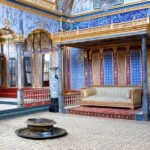 Topkapi Palace and Harem Guided tour with Skip-the-Line Tickets - The Guided Tour: A Closer Look at the Guides