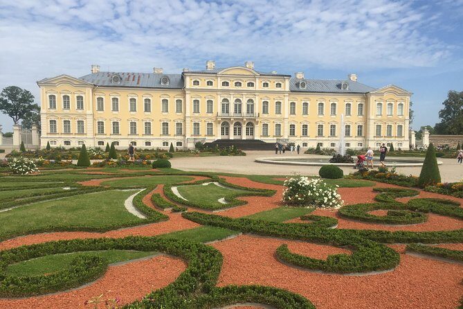 Tour from Vilnius - Riga via The Hill of Crosses, Rundale, Bauska - What to Expect From the Transportation