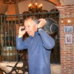 Tour in Ribera del Duero "like a native", with traditional Spanish tapas - Who Should Consider This Tour?