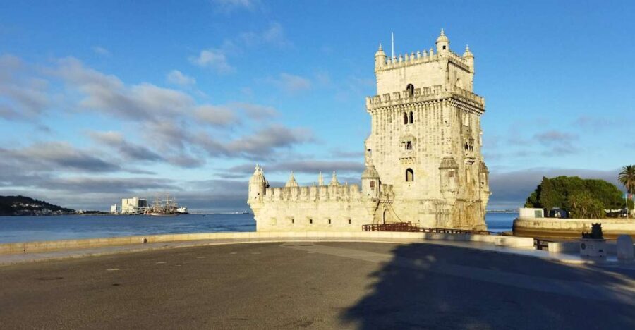 Tour of Lisbon monuments and viewpoints 4 hours - What You’ll Experience on This Tour
