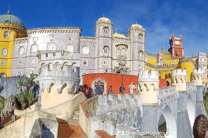 Tour to Pena Palace, Sintra, Regaleira, Guincho and Cascais - Why This Tour Works for Travelers