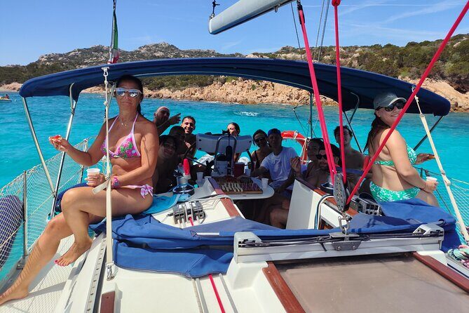 Tour to the islands of the La Maddalena Archipelago by sailing boat - FAQ
