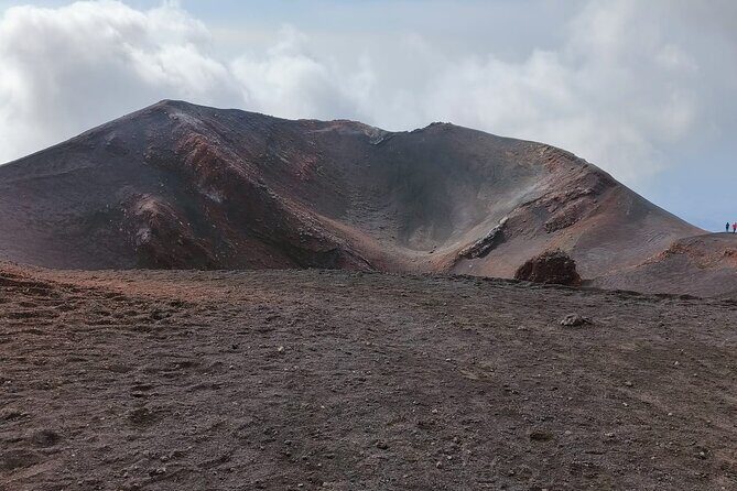 Tour to the Summit Craters of Etna 2920 meters with cable car and Jeep - Authentic Review Insights