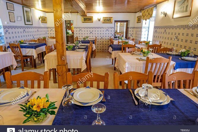 Tour / transfer Lisbon - Porto or Porto Lisbon with tour - Who Would Benefit Most from This Tour?