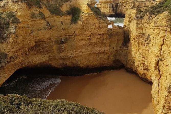 TOURS CARLOS SMILE TUK TUK - coast, country side or mix - Key Points