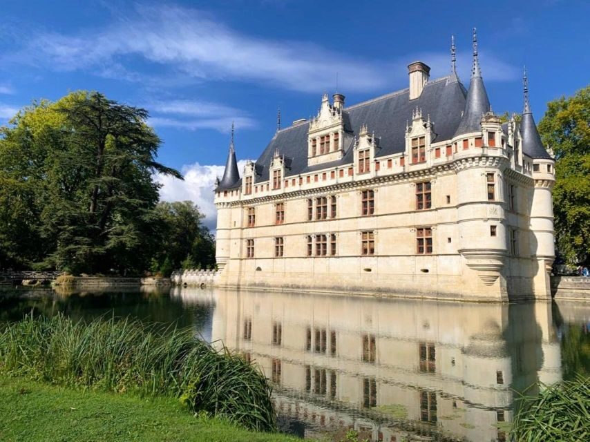 Tours: Chateaux Azay-le-Rideau and Villandry Morning Tour - An In-Depth Look at the Tour Itinerary