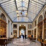 Track game in the Covered Passages of Paris - Practical Notes on the Tour