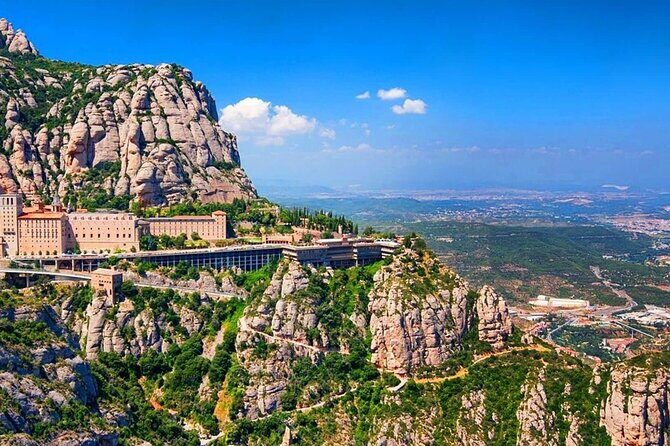 Train Journey from Barcelona Shared Tour in Montserrat - Ascending Montserrat: Train or Cable Car