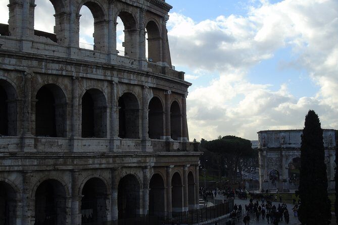 Transfer Fiumicino Fco Airport to Civitavecchia Port with 3 hours Rome Tour - The Itinerary in Detail