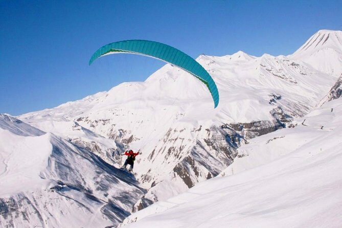 Transfer from airport to Gudauri with 2 stops - A Deep Dive into the Transfer Experience