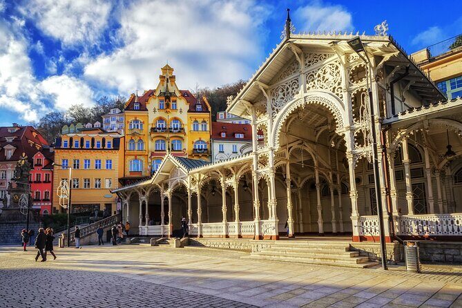 Transfer from Prague to Karlovy Vary: Private daytrip with 2h for sightseeing - FAQs