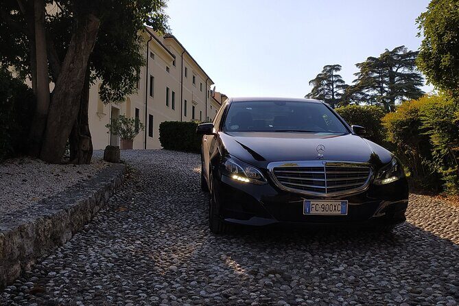 Transfer from Venice Airport to Garda Lake with Private Driver - FAQ
