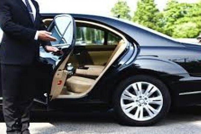 Transport from Lisbon Airport to the center of Lisbon - Who Would Benefit Most from This Transfer?