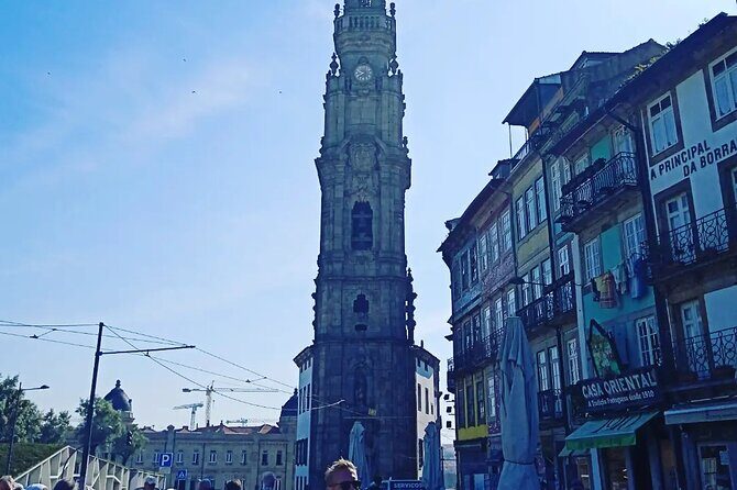 Transport Lisbon/Porto Porto/Lisbon with 2 optional stops - FAQ