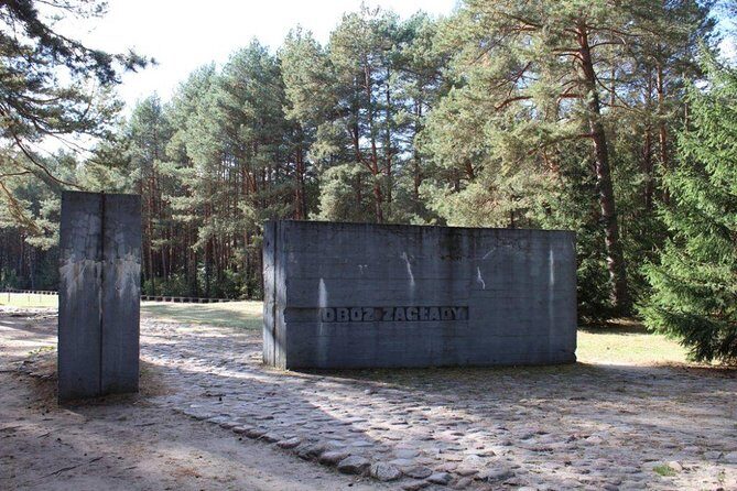 Treblinka Concentration Camp, Heartbreaking Tour from Warsaw - Authenticity and Respectfulness
