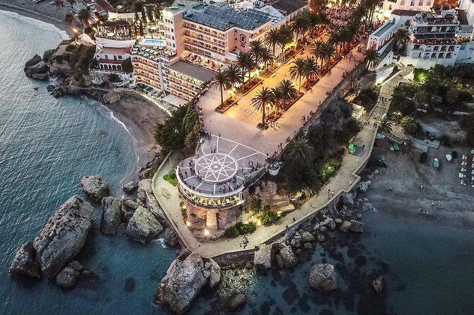 Tropical Coast Granada & Nerja Caves Day Trip with optional Lunch - Who Should Consider This Tour?