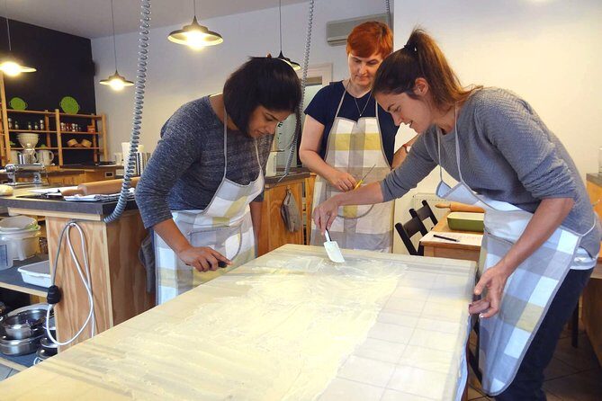 trukli cooking class with Dolac Market Tour - Authenticity & Personal Touches