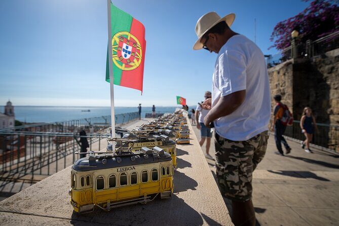Tuk Tuk's Private Tourist Circuits in Lisbon - The Guide Experience: Knowledgeable and Friendly