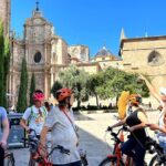 Valencia City Highlights in Guided Bike or E-Bike Tour - Exploring Valencia’s Historic Heart