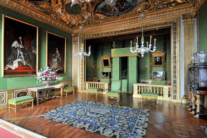 Vaux-le-Vicomte Castle Day Trip with Chateaubus Shuttle - What Do Visitors Say?