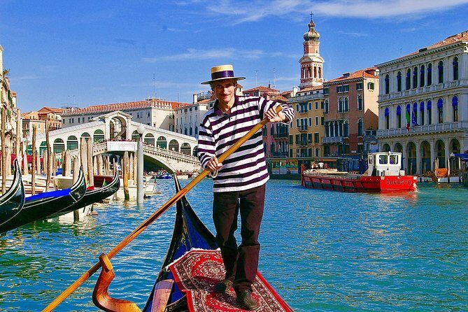 Venice: 30 min private Gondola Ride with Guide - The Value of a 30-Minute Ride