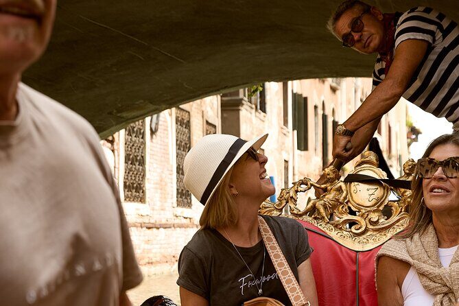 Venice Art Walking Tour with Gondola Ride - What’s Included and What’s Not
