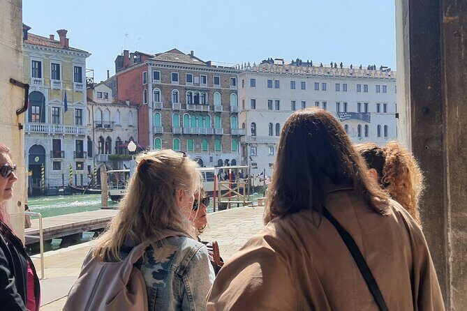 Venice City Highlights Small Group Walking Tour with Local Guide - What Sets This Tour Apart?