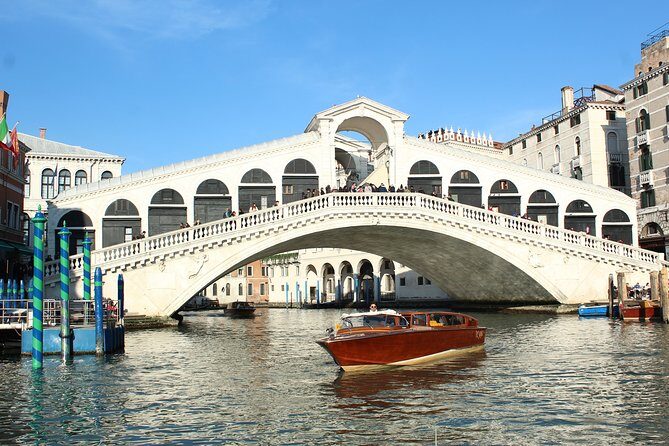 Venice Marco Polo Airport Private Arrival Transfer via Motorboat - The Experience on the Water: Views and Comfort