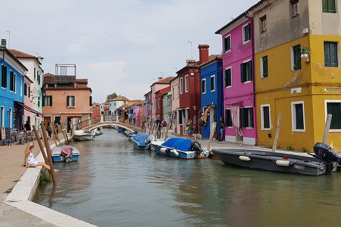 Venice: Murano & Burano Private Tour with Boat & Glass Blowing - Burano — The Colorful Lace-Craft Town