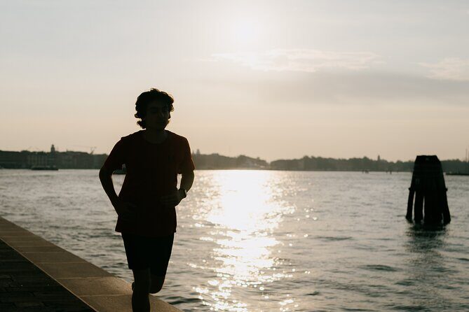 Venice Sunrise 1h Running Tour - Photo Opportunities & Scenic Views