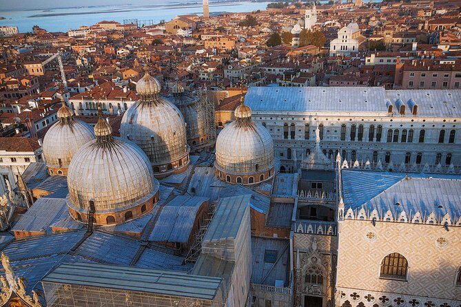Venice Walking Tour plus Skip the Lines Doge's Palace and St Mark's Basilica Tours - Why This Tour Works Well
