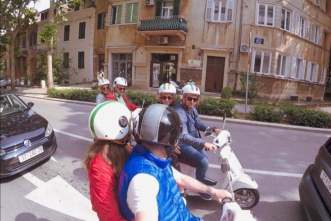 Vespa sightseeing tour & rental - Meet Split on two wheels - The Rental Option: More Time, More Freedom