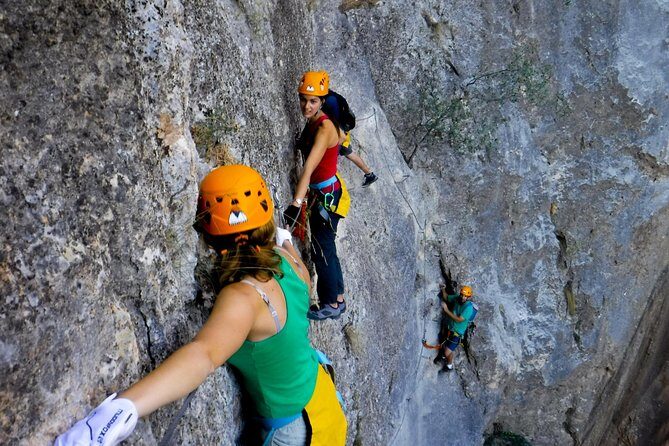 Via ferrata Salto del Ciervo K3 - FAQ: Practical Questions About Salto del Ciervo K3 Via Ferrata