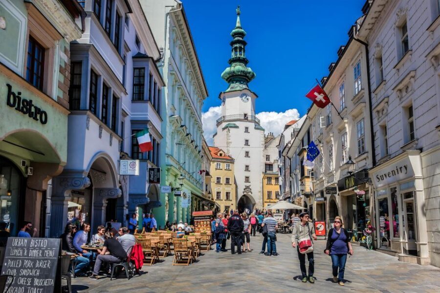 Vienna: Private Day Trip to Bratislava with Hotel Transfers - The Highlights in Detail
