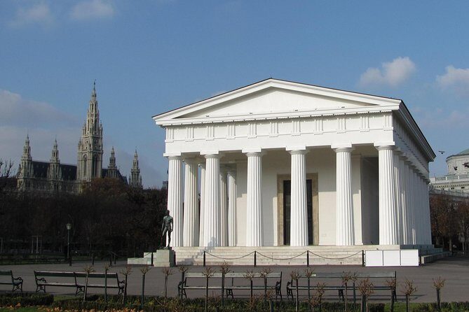 Vienna Private Evening Walking Tour - The Sum Up