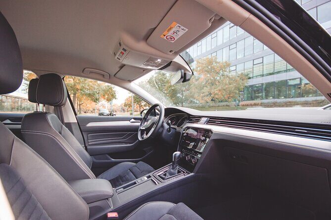 Vienna to Prague - Private Transfer by LIMOUSINE 3+1pax - Who This Transfer Service Is Best For