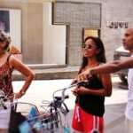 Walk or Bike- tour with Professional photoshoot - The Sum Up