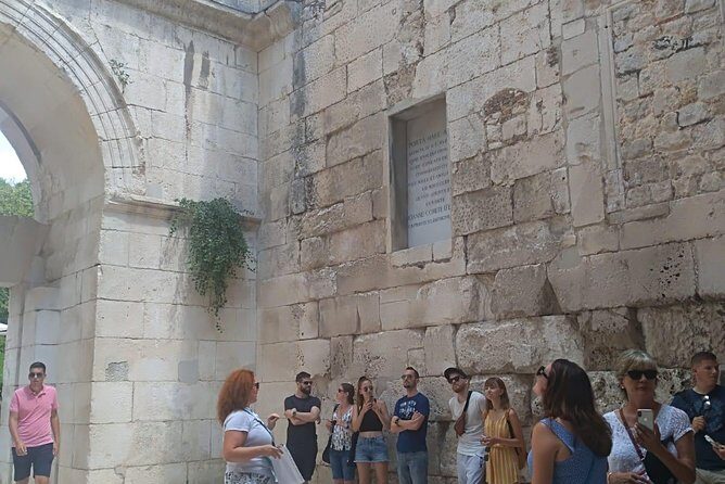 Walk through Split with an archeologist - The Sum Up