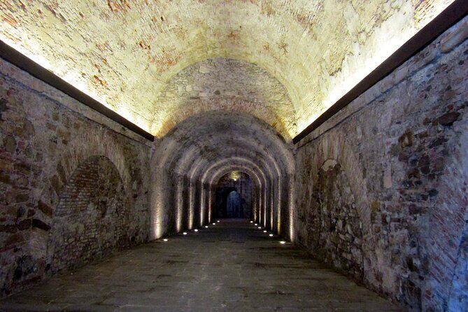 Walking Ramparts Tour in Lucca - Why This Tour is a Win for History and Architecture Lovers