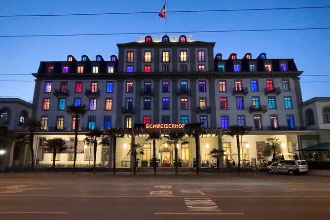 Walking Tour - Around the Old Town Lucerne - The Lion Monument