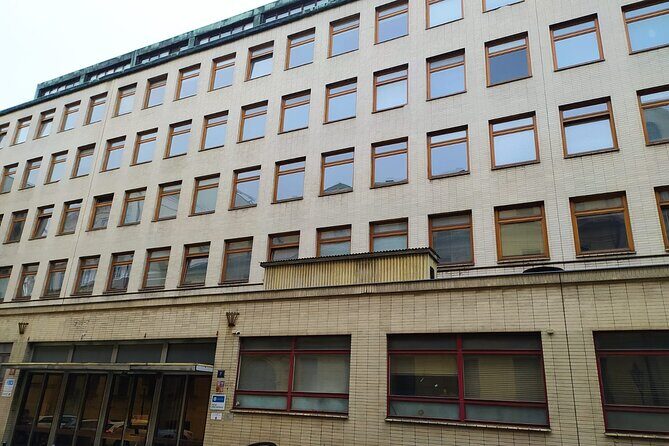 Wars and Totality Private Walking Tour in Prague - Who Will Love This Tour?