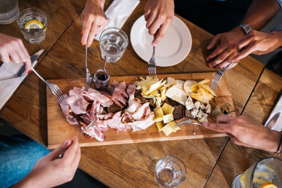 Warsaw: 4-Hour Polish Food Tour - What Makes This Food Tour a Great Choice?