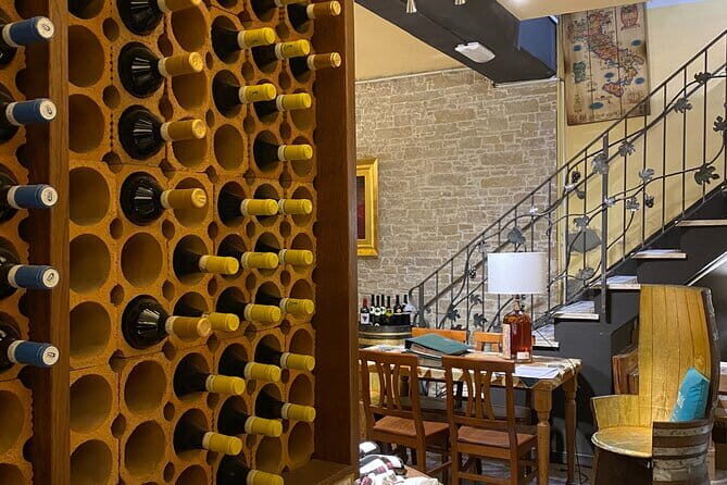 Wine Tasting & Lunch in Florence city centre - The Heritage of Tuscan Wine and Cuisine