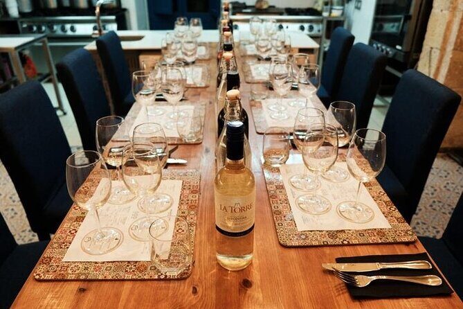 Wine Tasting & Open Kitchen Dinner in 17 Mons Vella - Practical Details & Value