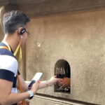 Wine Windows Walk with Wine Tasting and Appetizers - Who will love this experience?