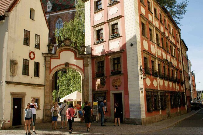 Wroclaw with licensed guide, 2 hours, professional and humorous! - Practical Details and Tips for Travelers