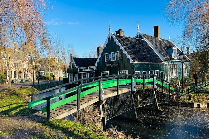 Zaanse Schans and Giethoorn Unique Day Trip with Boat Cruise - A Deep Dive into the Experience