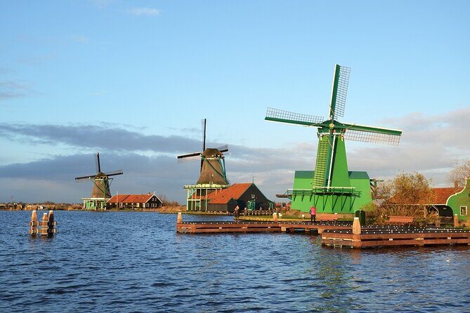 Zaanse Schans Windmills Edam Volendam and Marken from Amsterdam - Who Will Love This Tour?