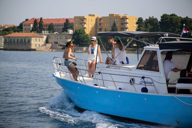 Zadar Sunset Tour by Boat with Wine and Snacks - Who Is This Tour Best For?
