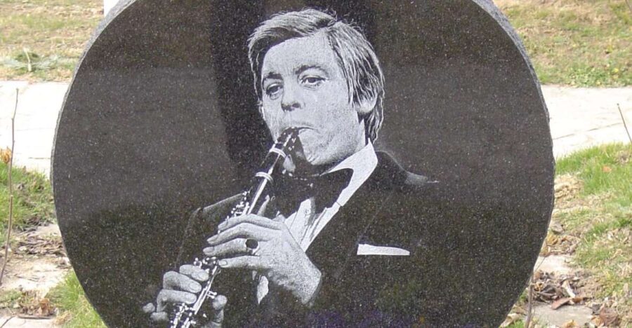 3-Hour Walking Tour of Vienna Central Cemetery - The Experience: A Balancing Act of History, Art, and Nature